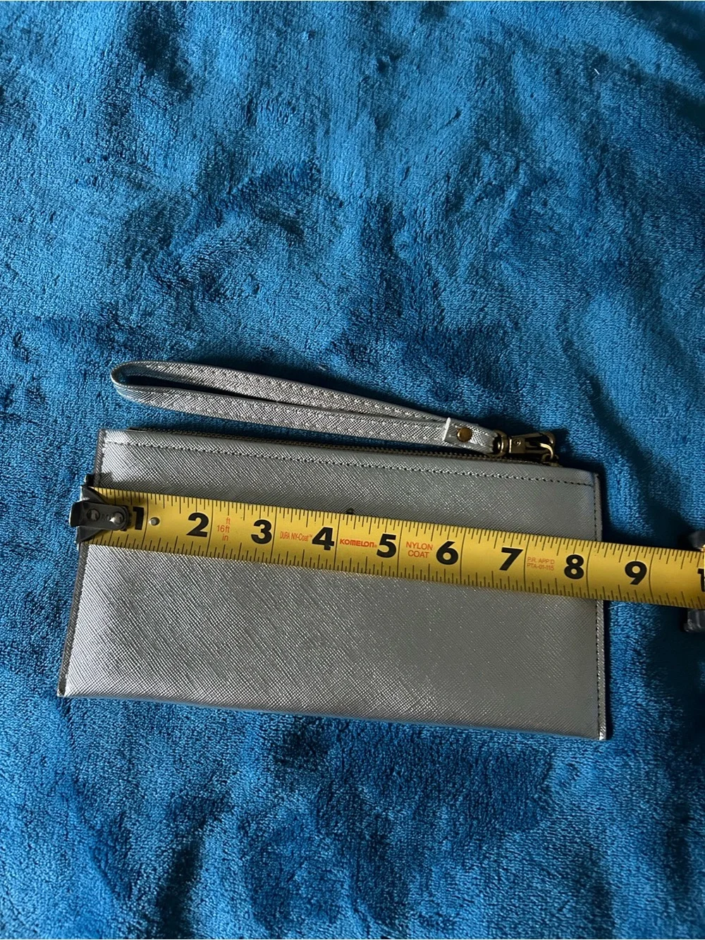 Royal Crown sleek metallic